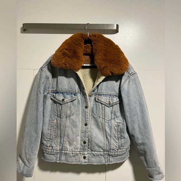 Levi’s oversized Sherpa trucker jacket - Picture 6 of 7